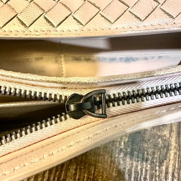 Bottega Veneta Intrecciato Light Blush Long Wallet - Picture 12 of 17